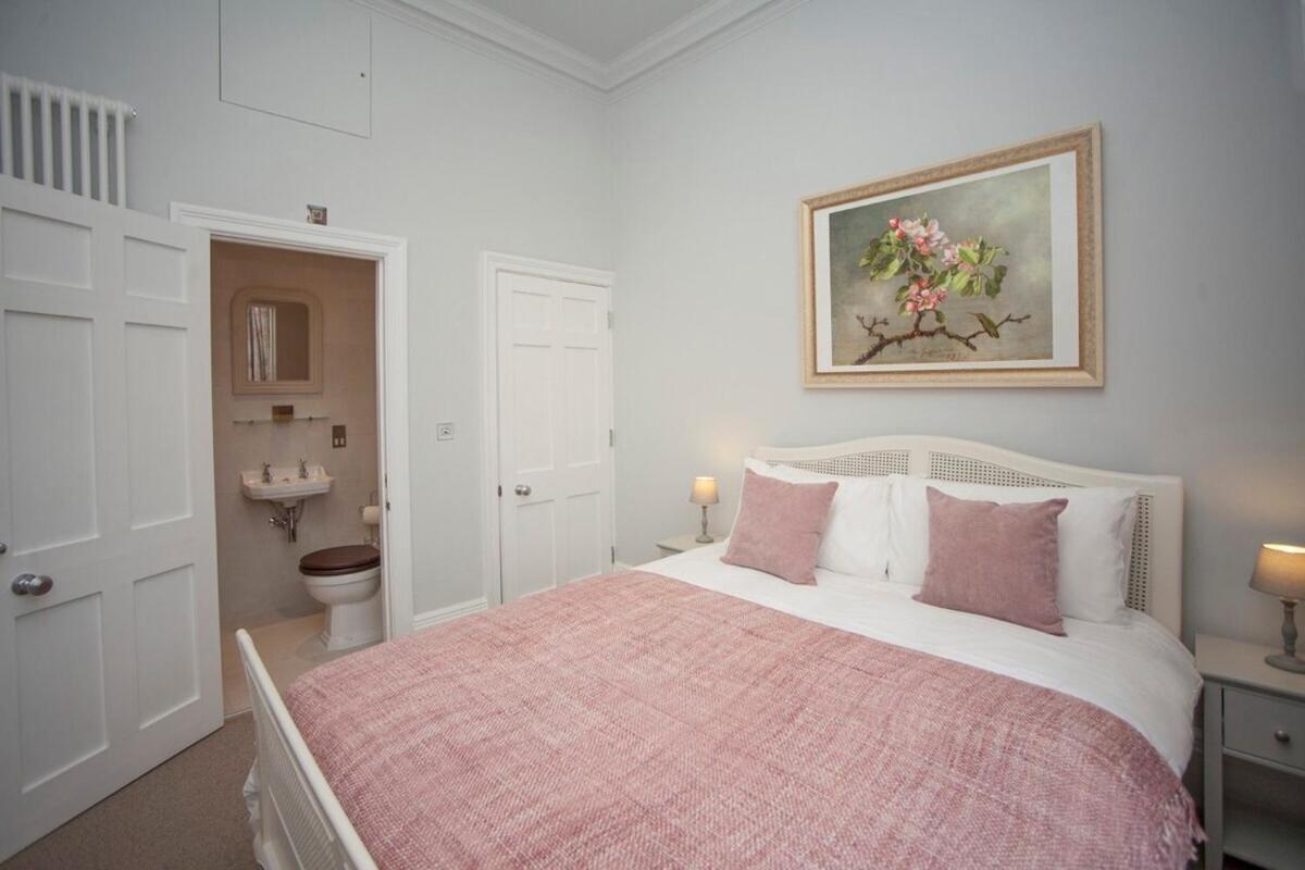 Stylish City Centre Apartment - 바스 외부 사진